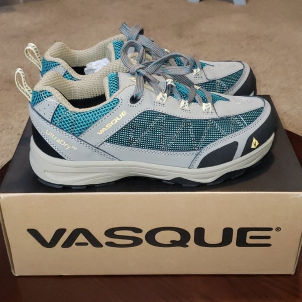 Vasque Kids 6 Monolith Girls Low Hiking Shoes